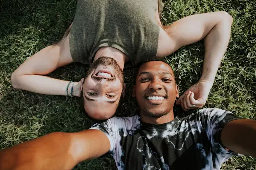 Rencontre interraciale gay